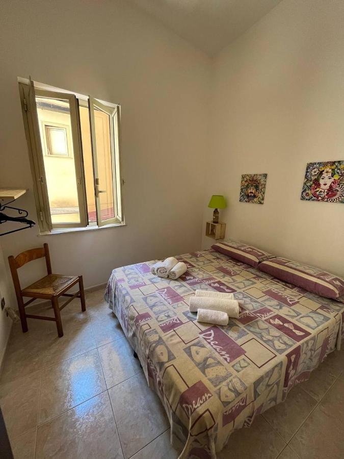 Al Cortile Di Maqueda Apartamento Palermo Exterior foto