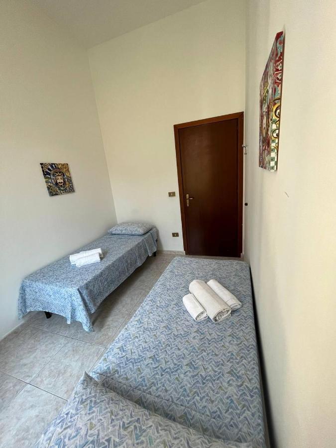 Al Cortile Di Maqueda Apartamento Palermo Exterior foto