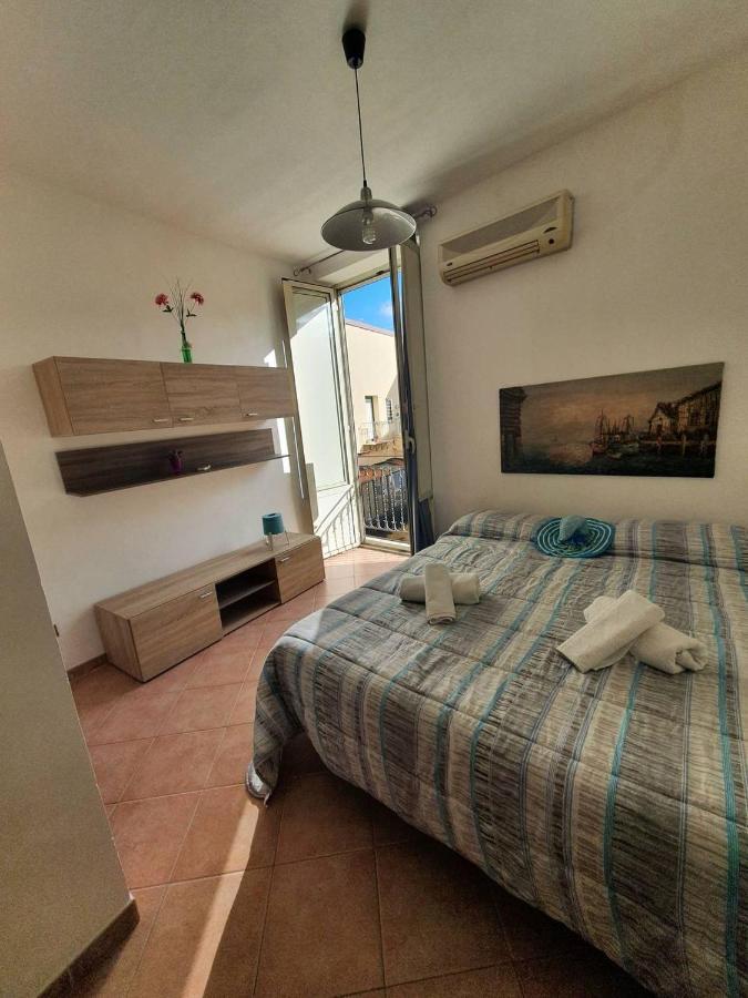 Al Cortile Di Maqueda Apartamento Palermo Exterior foto