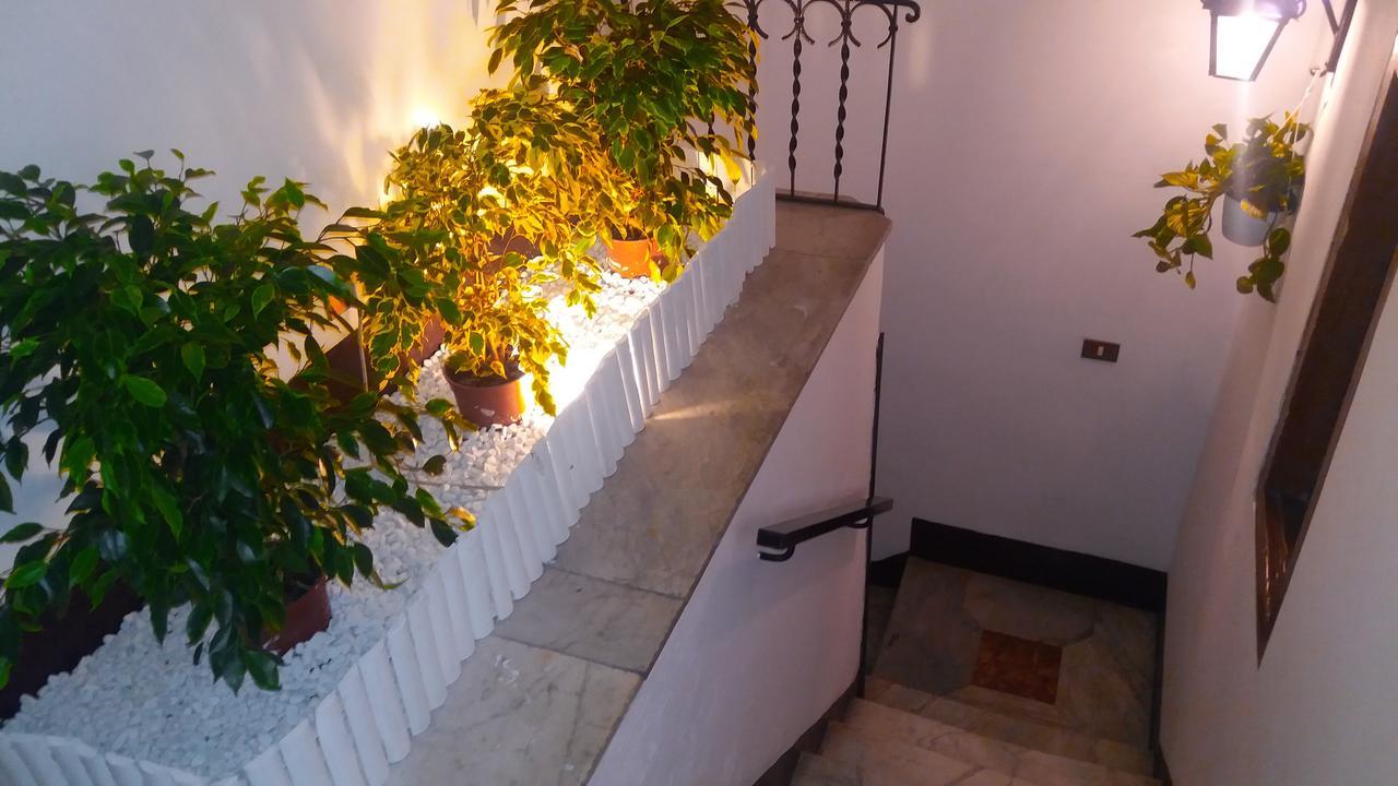 Al Cortile Di Maqueda Apartamento Palermo Exterior foto